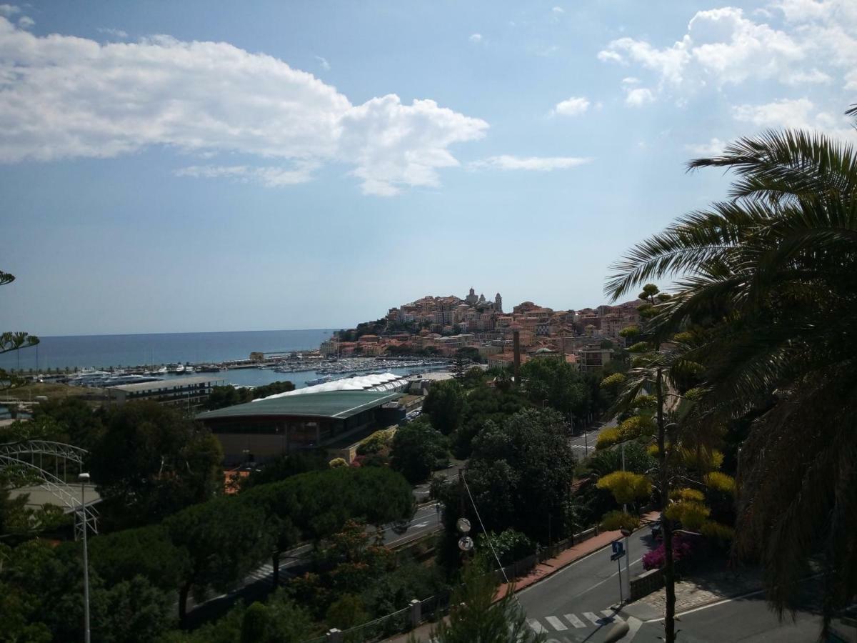 St George Villa Империа Екстериор снимка